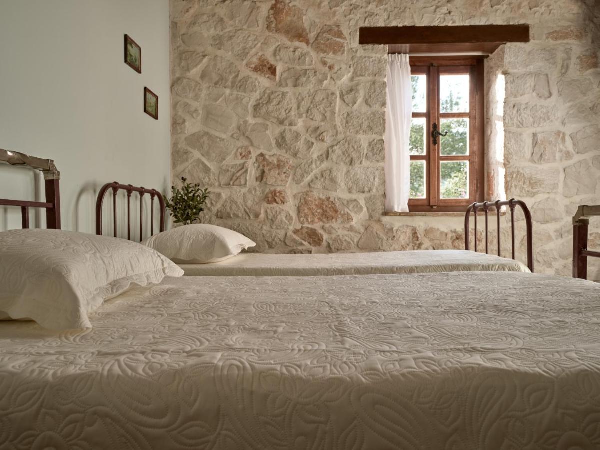 Vafias Villa - Tranquil Location, Ideal For Large Groups, By Zantewize Lithakia  Exterior foto