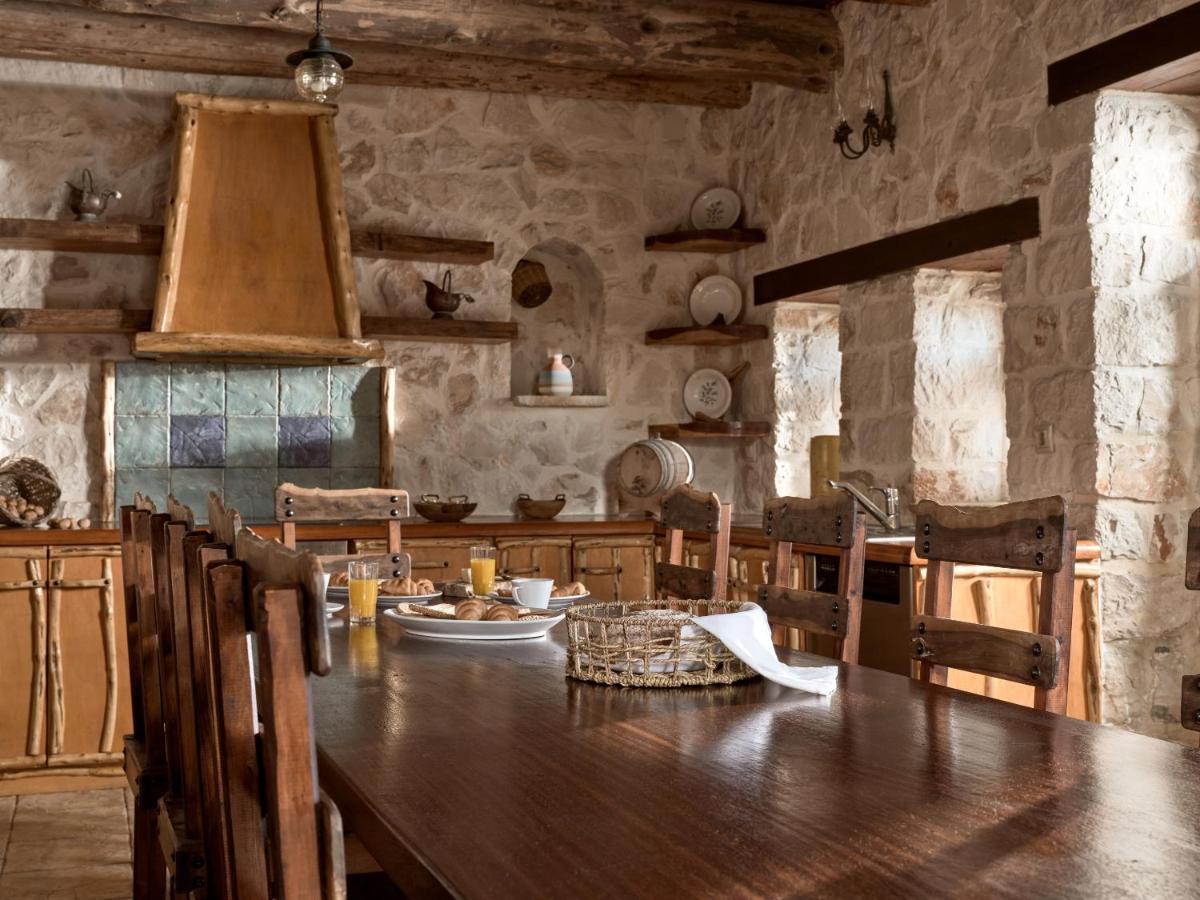 Vafias Villa - Tranquil Location, Ideal For Large Groups, By Zantewize Lithakia  Exterior foto