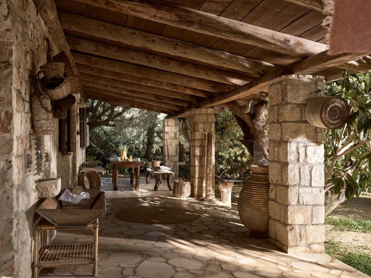 Vafias Villa - Tranquil Location, Ideal For Large Groups, By Zantewize Lithakia  Exterior foto