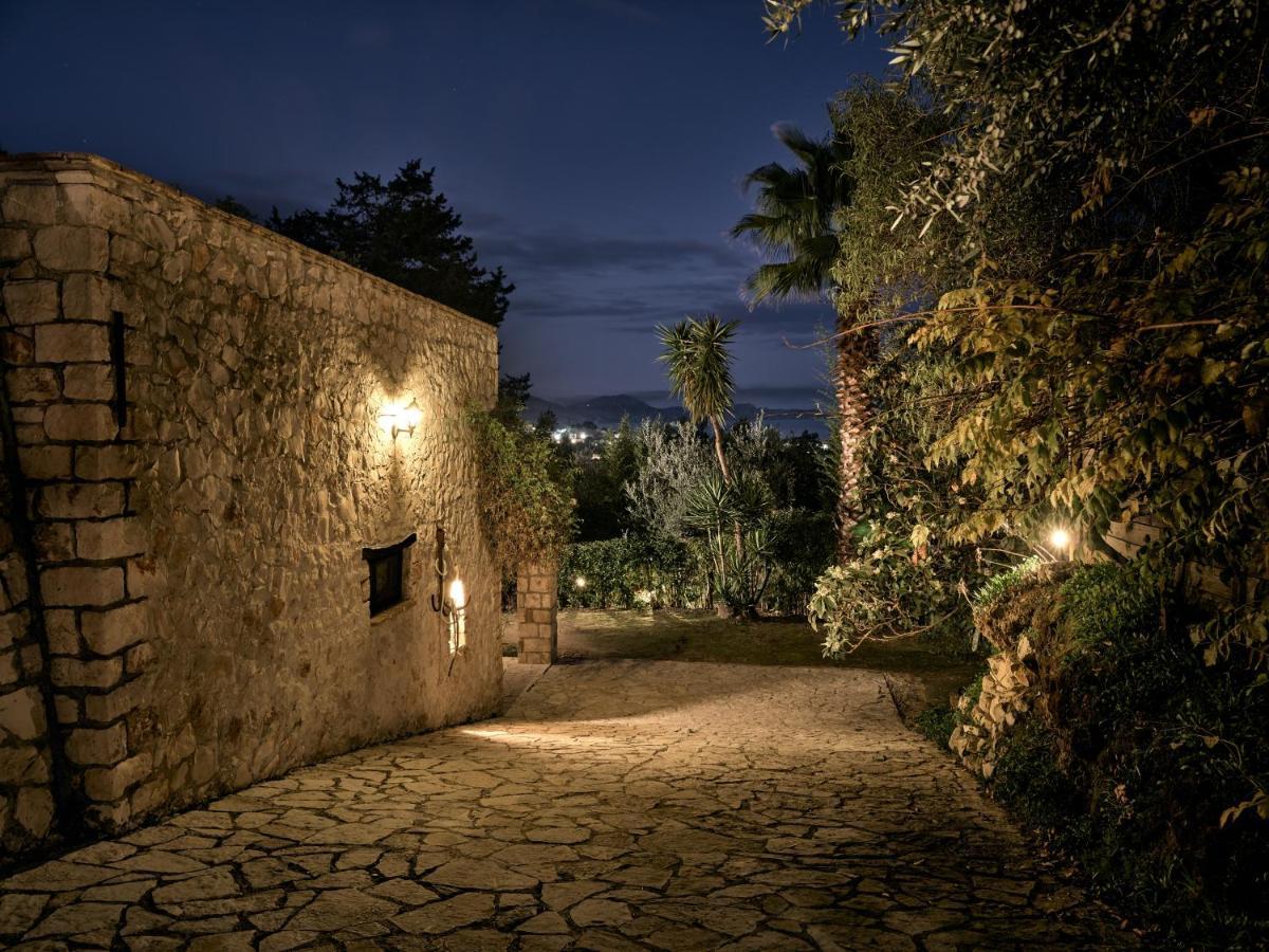 Vafias Villa - Tranquil Location, Ideal For Large Groups, By Zantewize Lithakia  Exterior foto